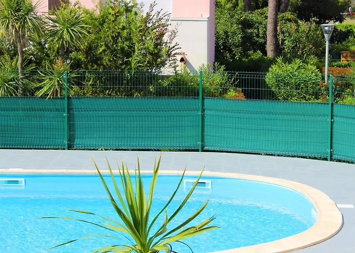 아파트 T2 Mezzanine Avec Climatisation, Piscine Et Parking Proche - Fr-1-607-119